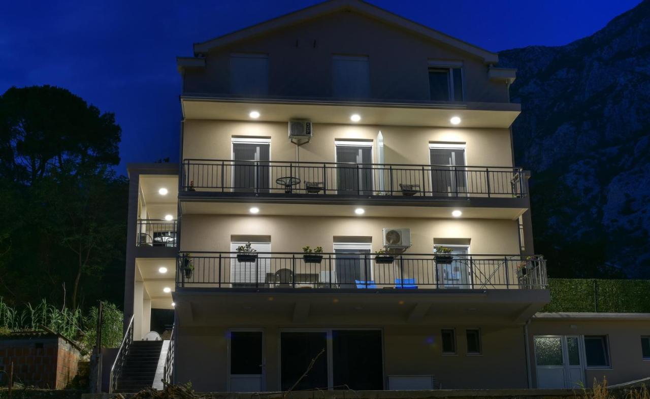 Java Apartments - S & J Доброта Экстерьер фото